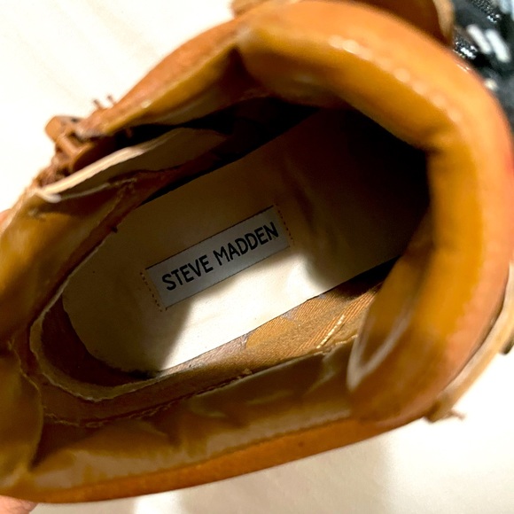 Steve Madden Hiking Booties - Picture 7 of 7